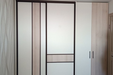 шкаф купе и распашной  шкаф