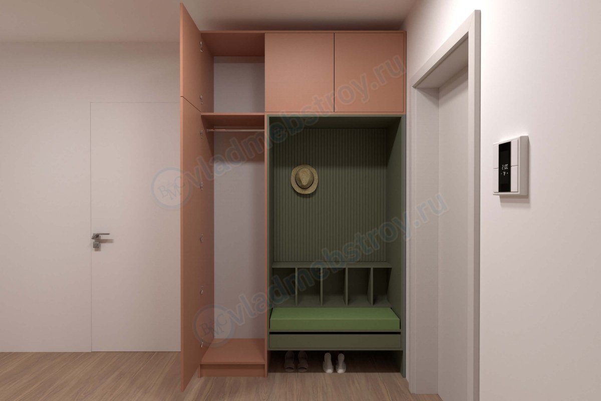 Прихожая с антресолью