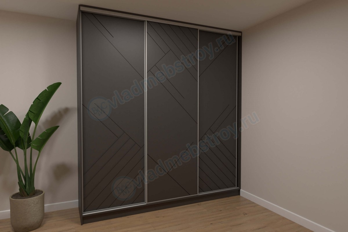 Трехдверный шкаф-купе Ян