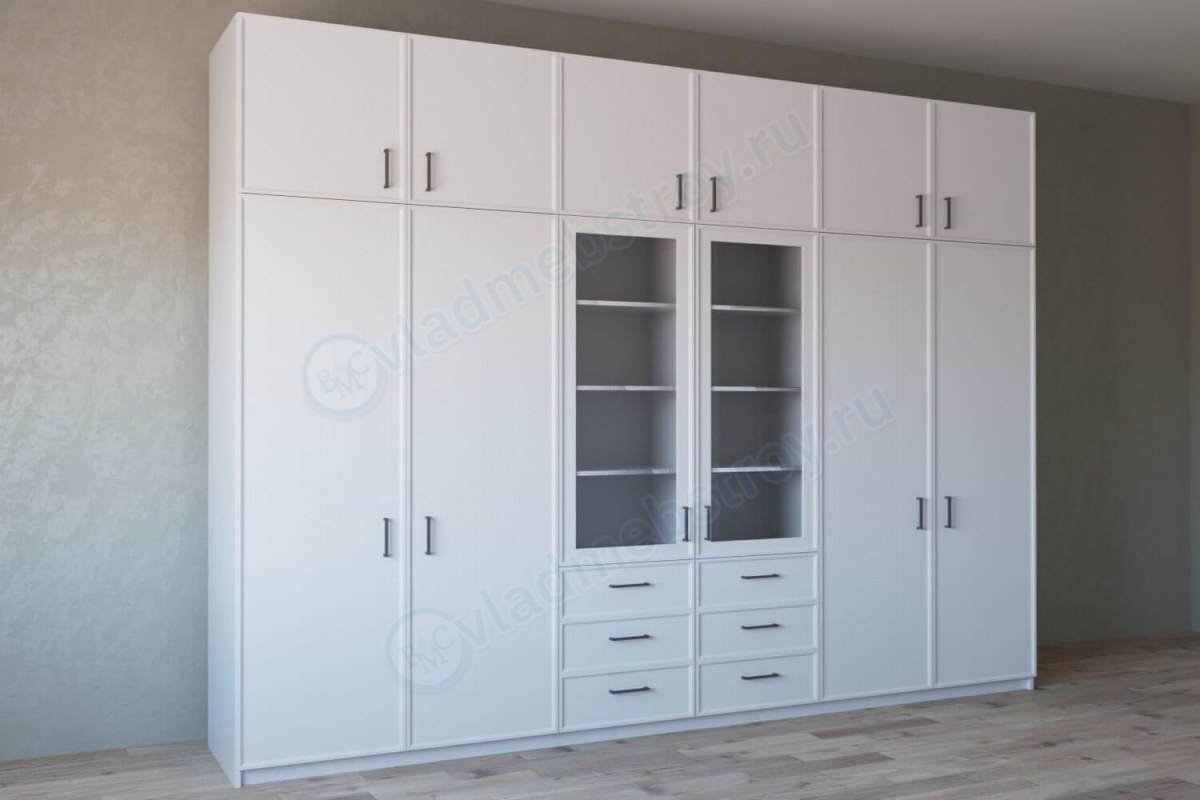 Шкаф распашной со сложной фрезеровкой фасадов