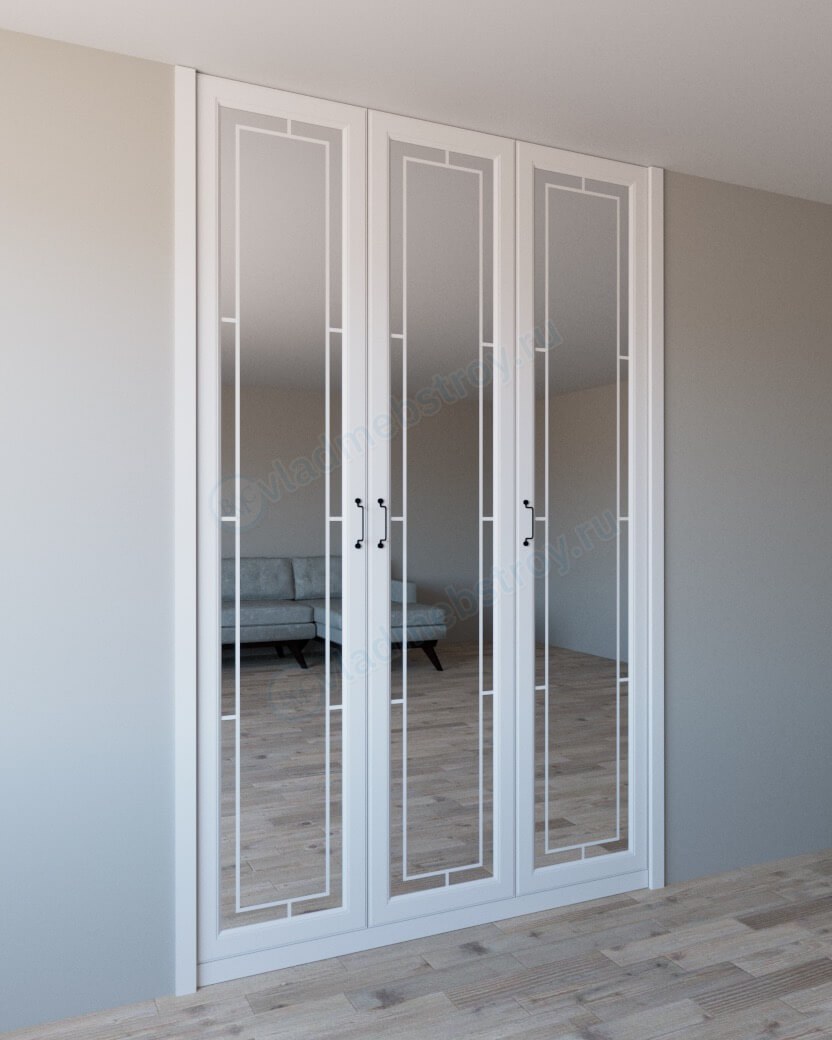 Встроенный в стену распашной шкаф Марисса