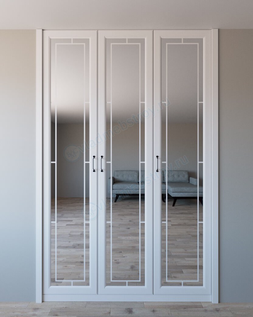 Встроенный шкаф с фасадами из пескоструя