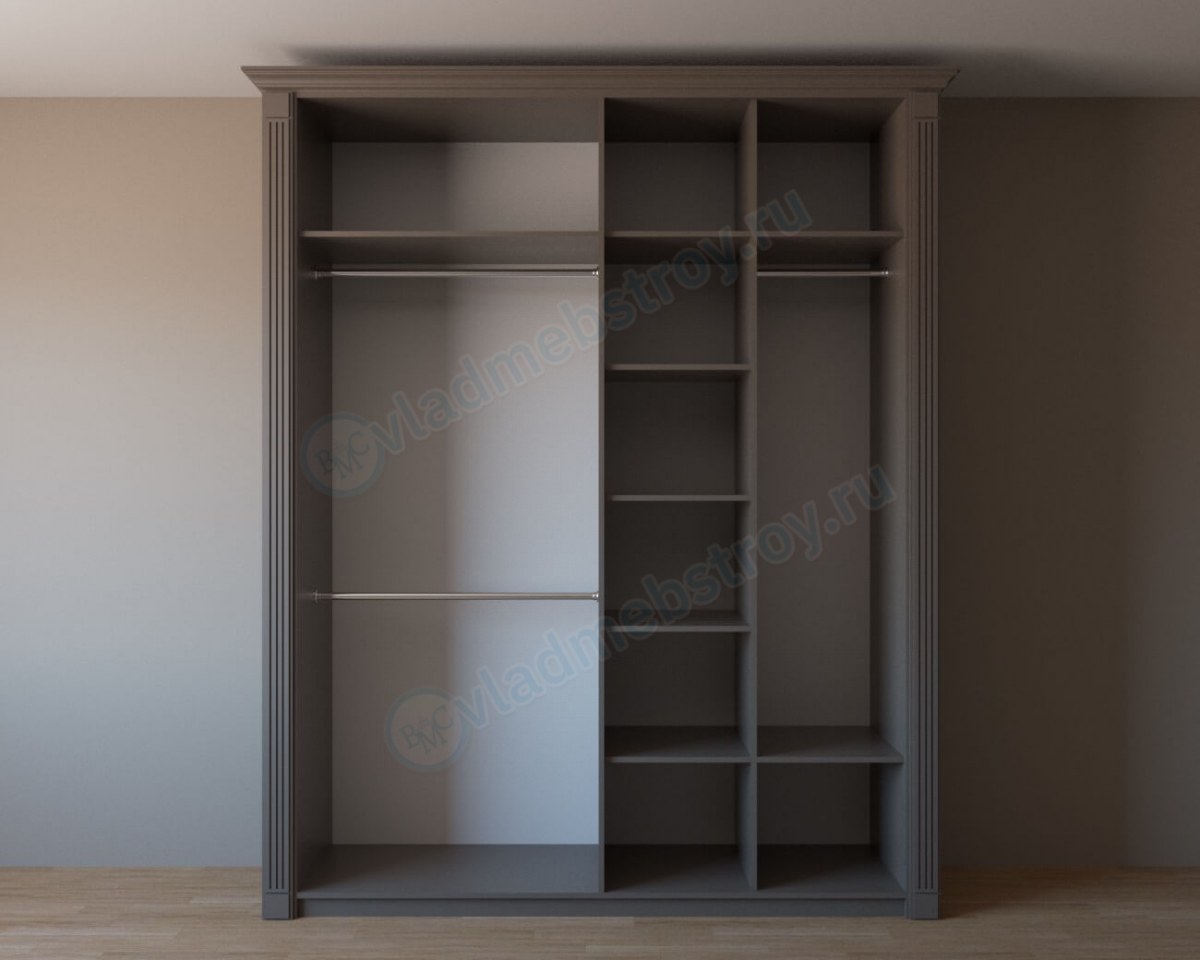 Полки и вешалки внутри шкафа Джули