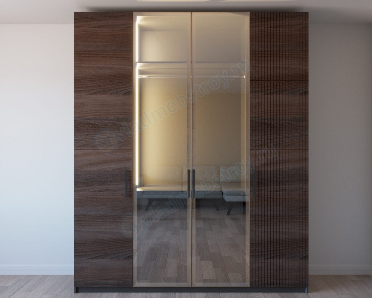 Несимметричный распашной шкаф из 4 створок