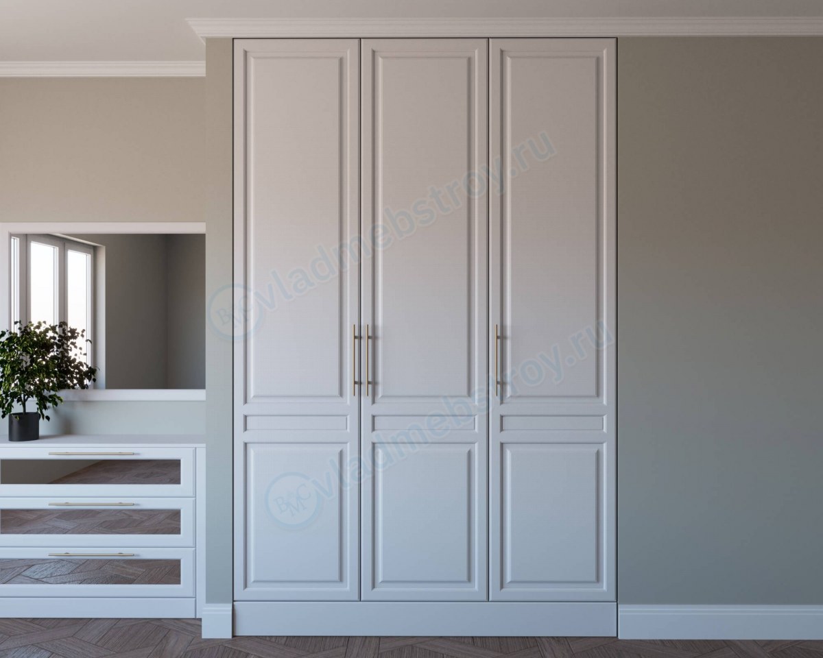 Белый шкаф классический на заказ