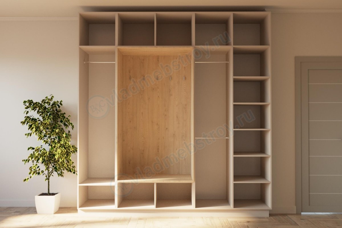 Множество полок и антресоль - нужные помощники в прихожей