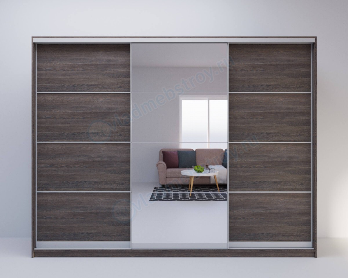 Трехдверный шкаф-купе с зеркалом посередине Рино фото