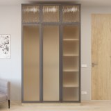 Шкаф со стеклянными дверцами 