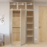 Шкаф со стеклянными дверцами 