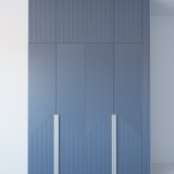 Распашной шкаф Тиссая синего цвета со сложной фрезеровкой