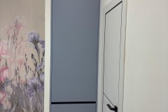 Компактный встроенный распашной шкаф на заказ