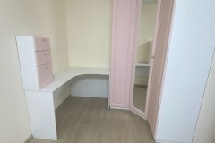 Рабочий уголок в детскую комнату на заказ