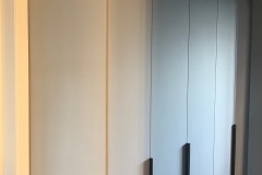 Шкаф распашной в прихожую фото