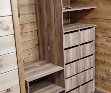 Функциональный встроенный шкаф-купе