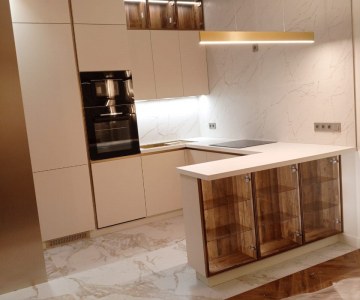 Шикарная кухня с островом