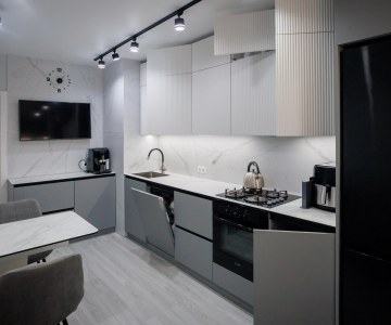 кухня в премиальной отделке фото