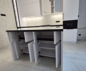 Кухня с островком фото