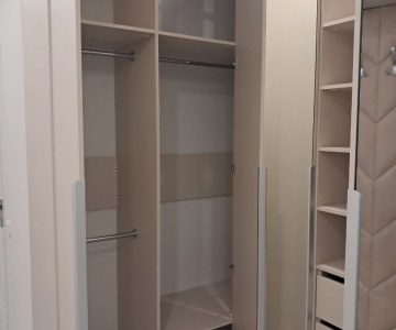 вместительная прихожая фото