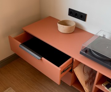 Наша тумба для передачи "Дачный ответ" фото 2