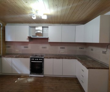 Угловой кухонный гарнитур на заказ фото