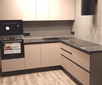 Угловая кухня на заказ в Москве