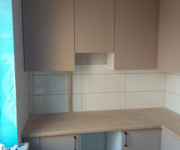 Кухня бежевая на заказ