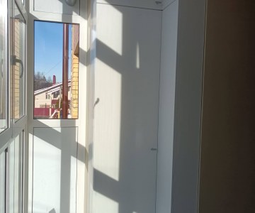 Шкаф для котла вынесен на балкон