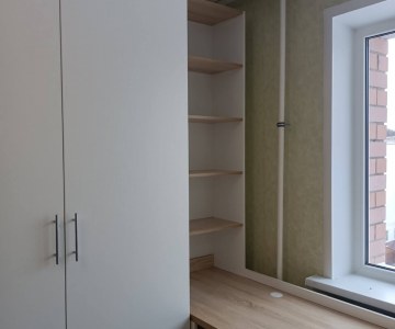 2 распашных шкафа 