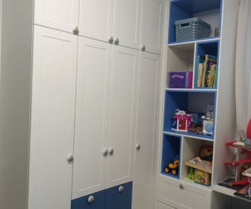 Мебель для детской в одном стиле