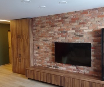 шкаф со складным столом и тумба под телевизор