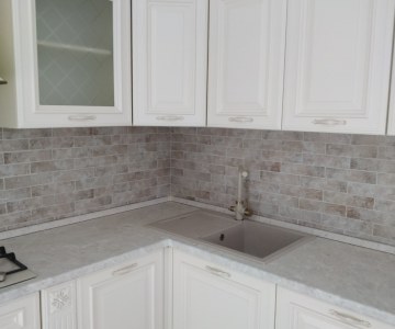 Белая кухня классика