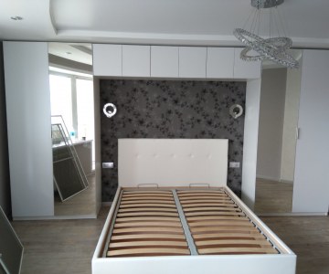 Распашные шкафы с кроватью Распашные шкафы с кроватью