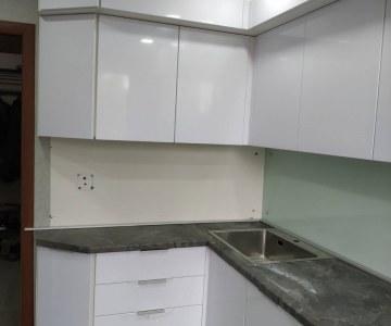 Кухня со столешницей КЕДР 38 мм. фото