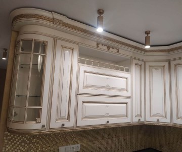 Кухня с выдвижными ящики Blum Antaro фото