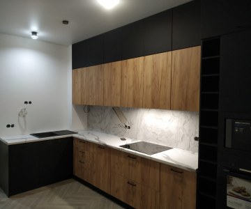 Кухня с фасадом из МДФ и ЛДСП