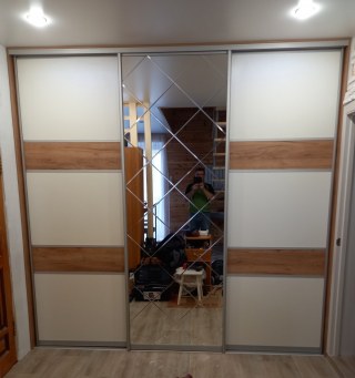 Большой шкаф купе с 3-мя створками фото